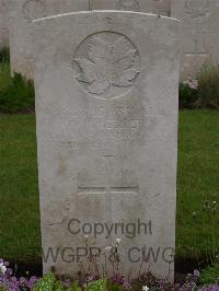 Etaples Military Cemetery - Gerber, O C